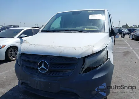2020 Mercedes-Benz Metris z USA, uszkodzony, nr VIN WD3PG2EA2L3674302